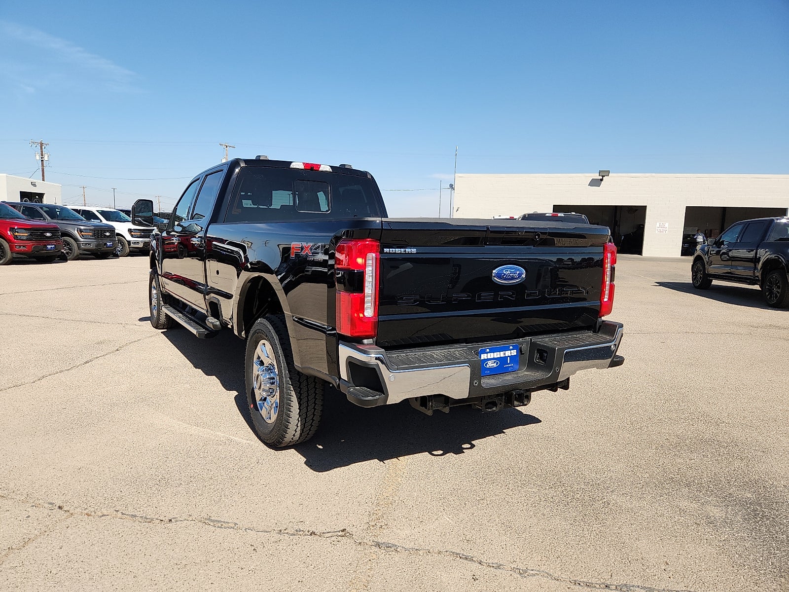 2026 Ford Super Duty F-350 SRW LARIAT