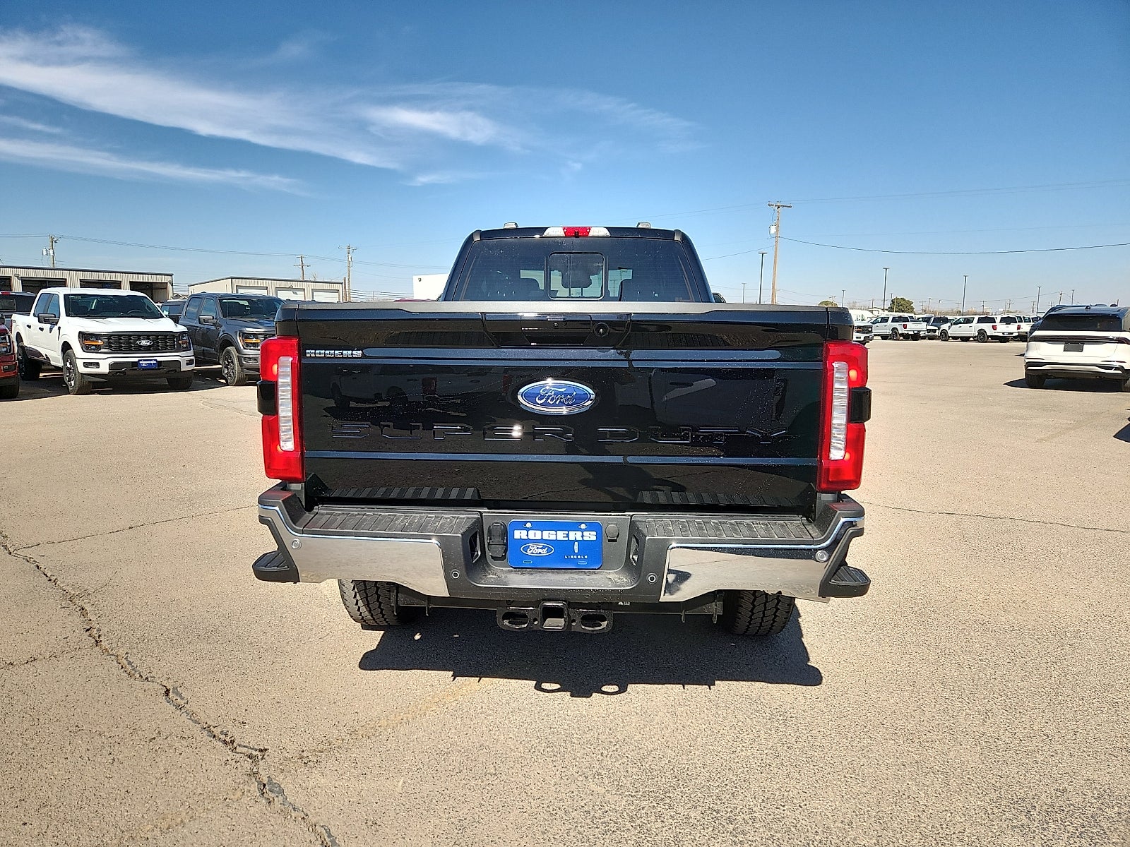 2026 Ford Super Duty F-350 SRW LARIAT