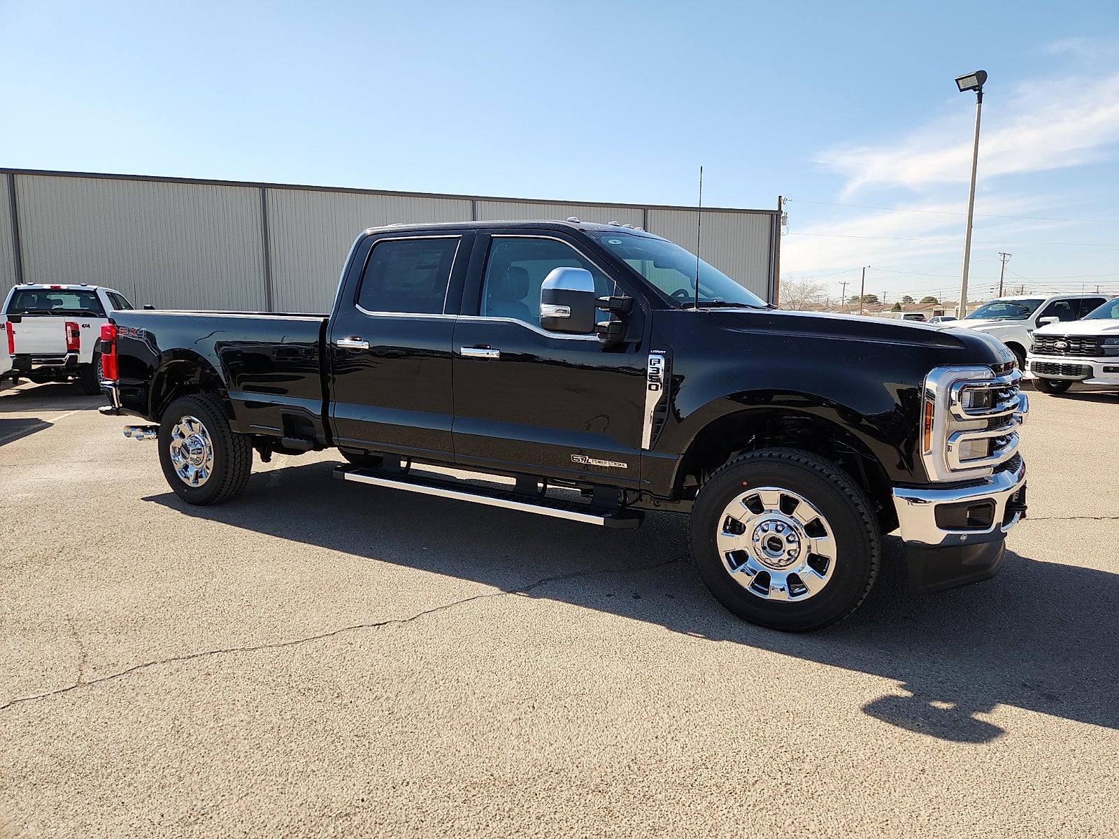 2026 Ford Super Duty F-350 SRW LARIAT