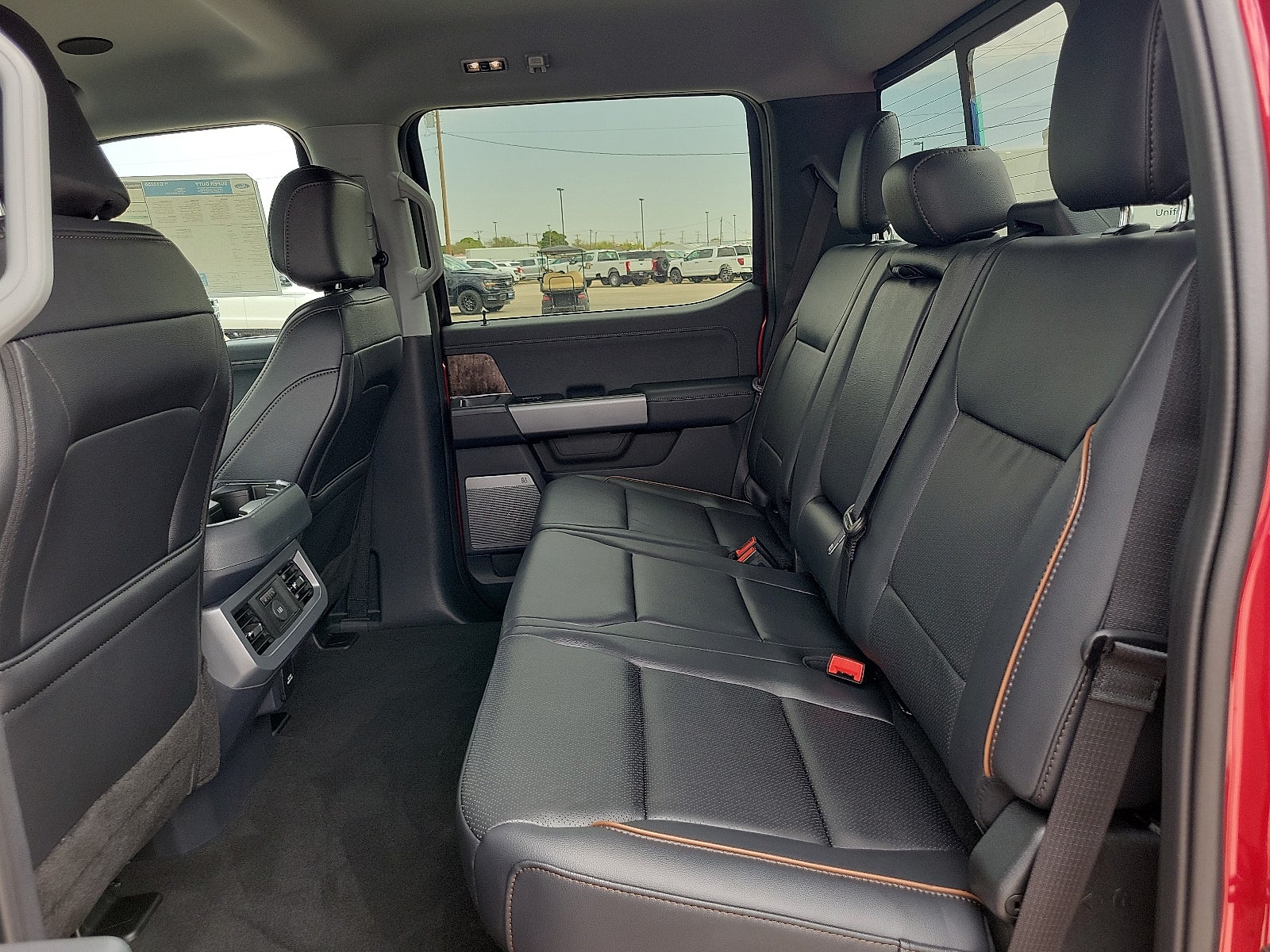 2026 Ford Super Duty F-350 SRW LARIAT