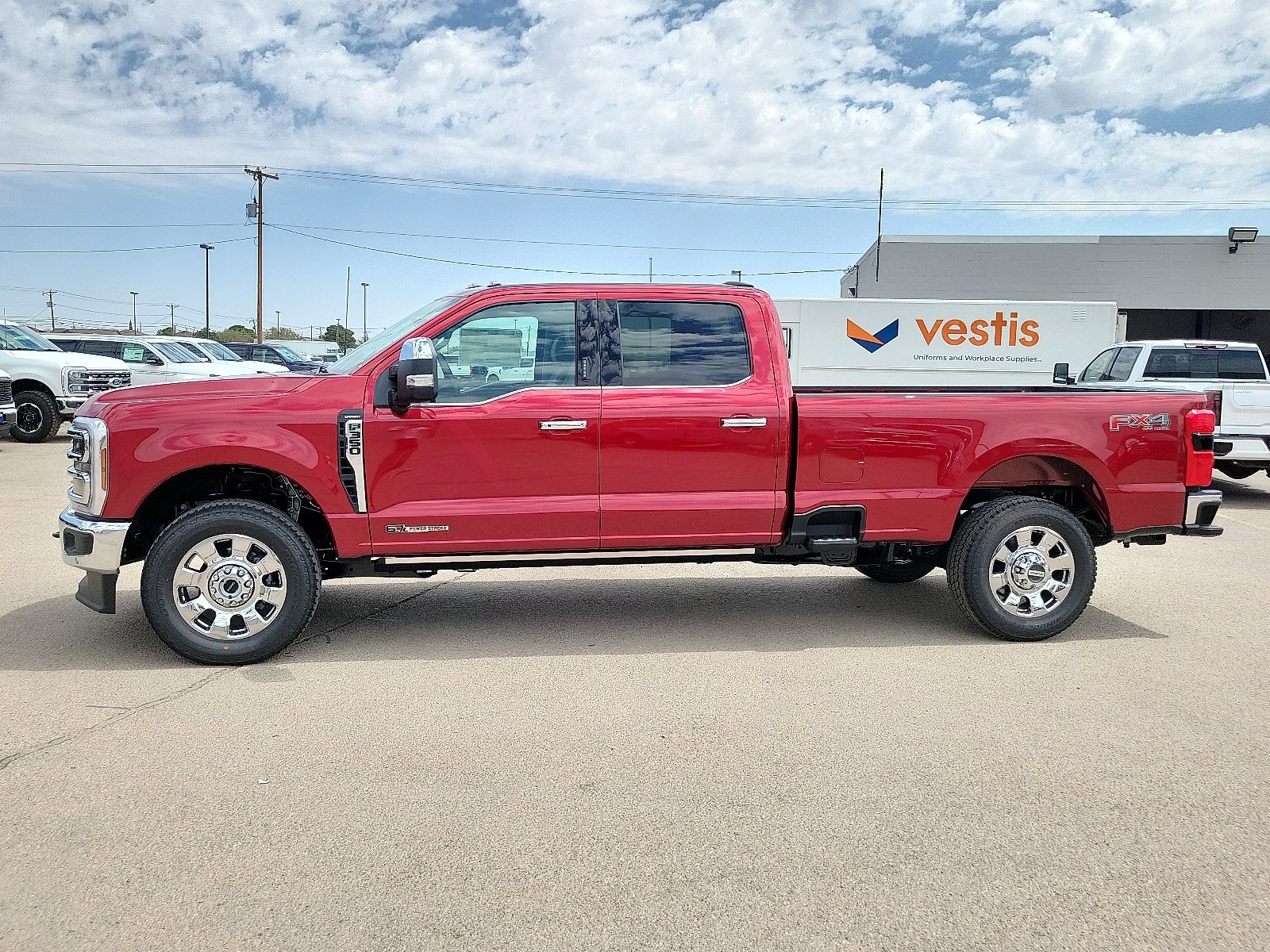 2026 Ford Super Duty F-350 SRW LARIAT