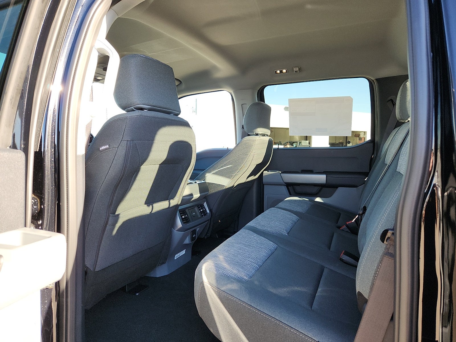 2026 Ford Super Duty F-350 SRW XLT