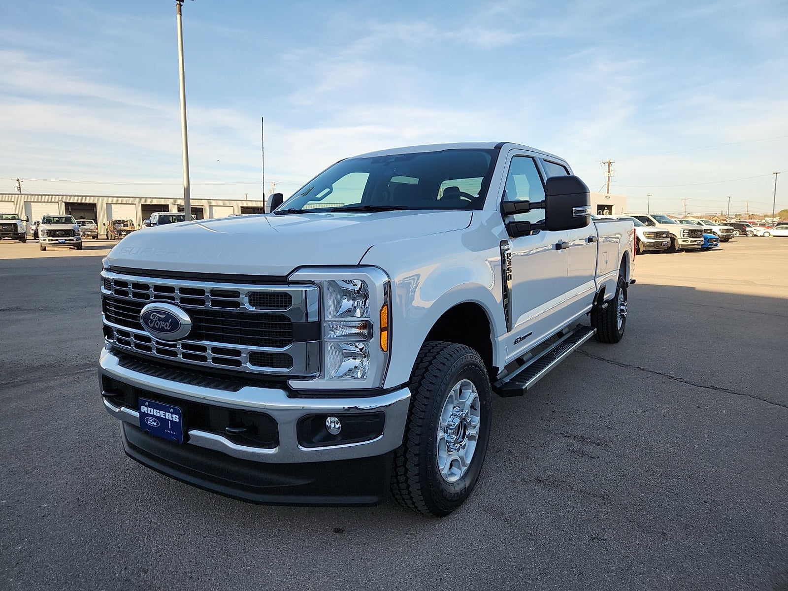 2026 Ford Super Duty F-350 SRW XLT