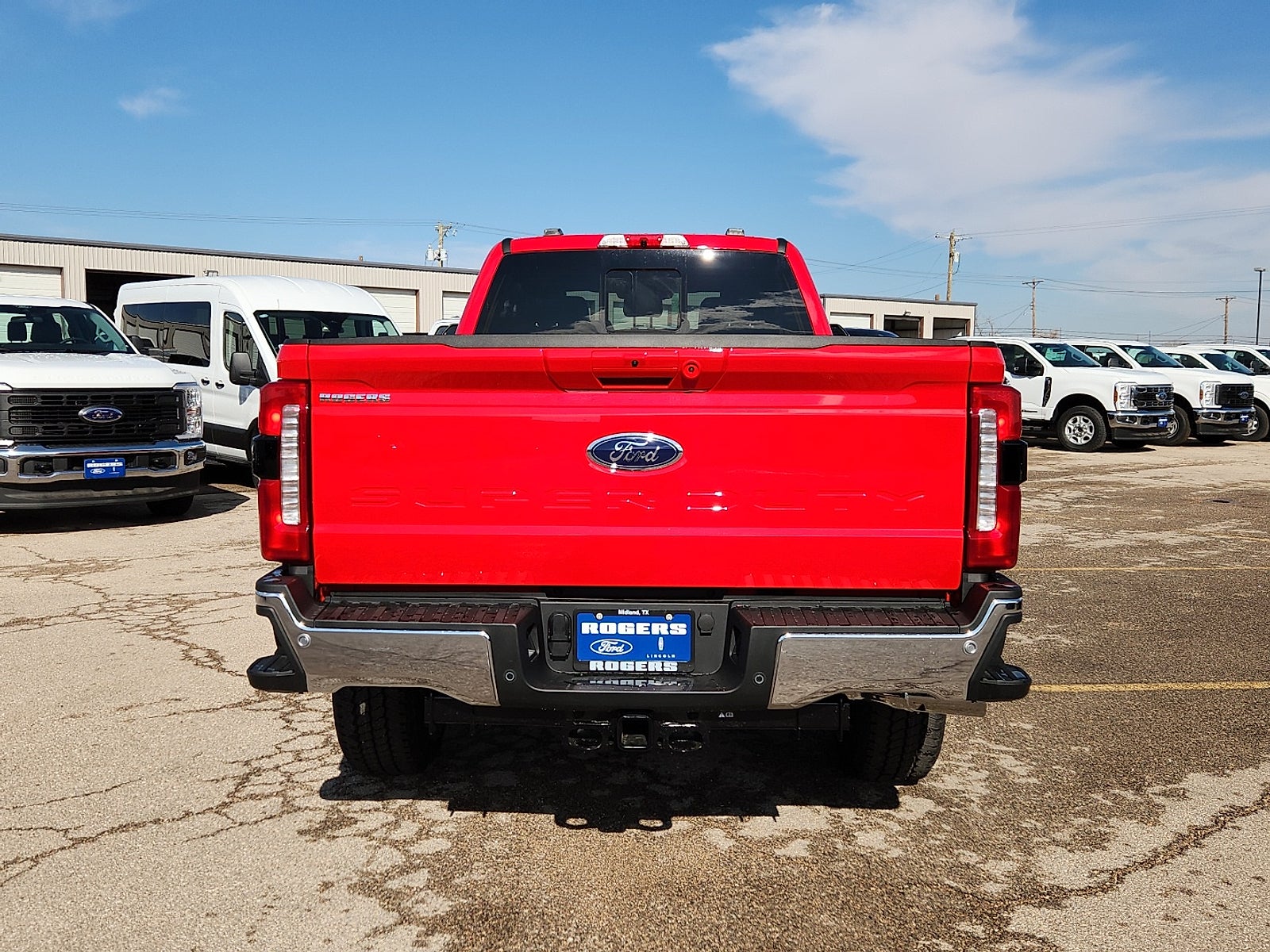 2026 Ford Super Duty F-350 SRW LARIAT