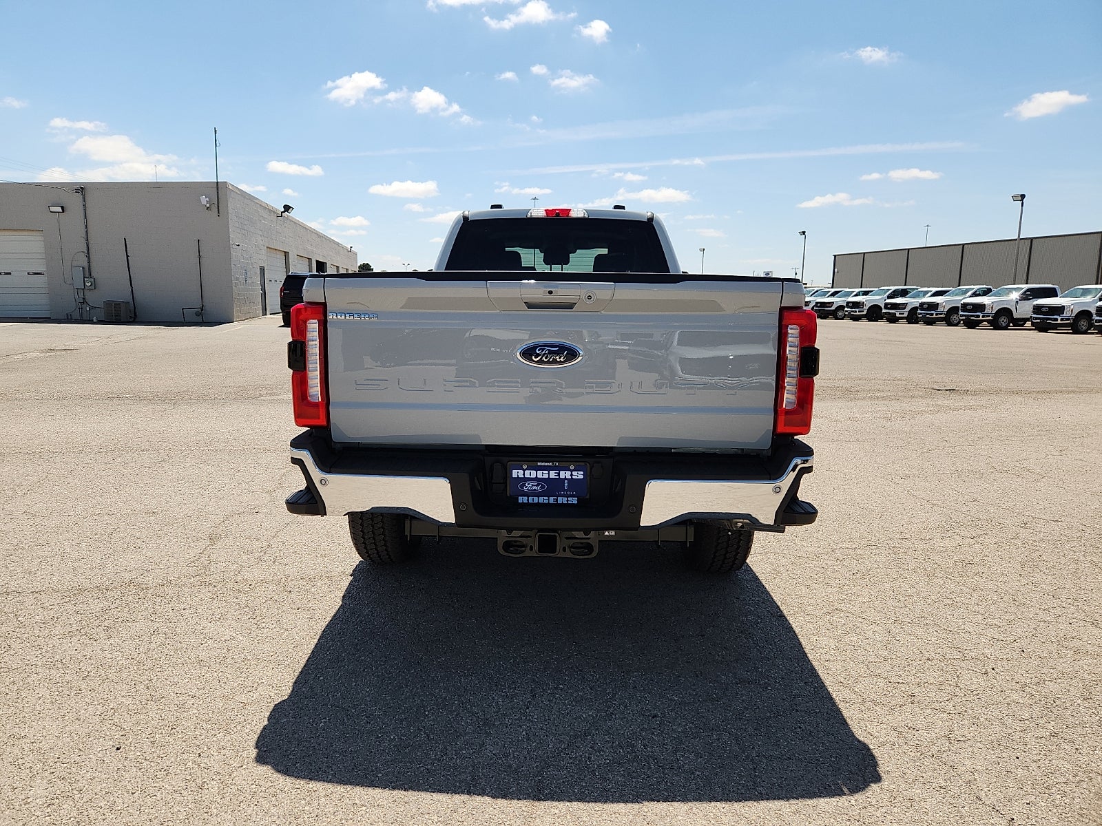 2026 Ford Super Duty F-350 SRW LARIAT