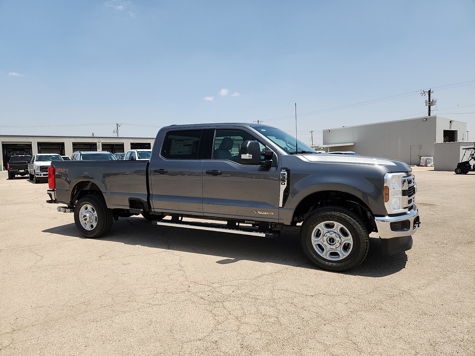 2026 Ford Super Duty F-350 SRW XLT