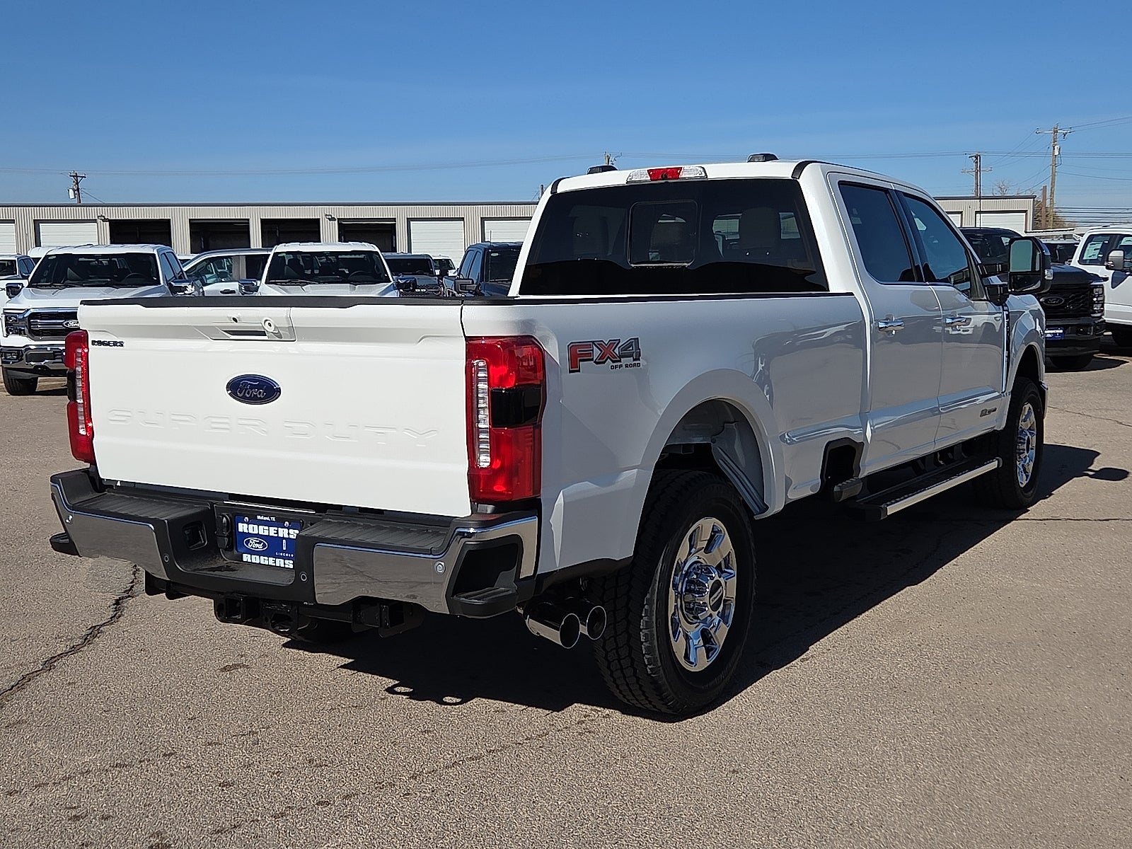 2026 Ford Super Duty F-350 SRW LARIAT