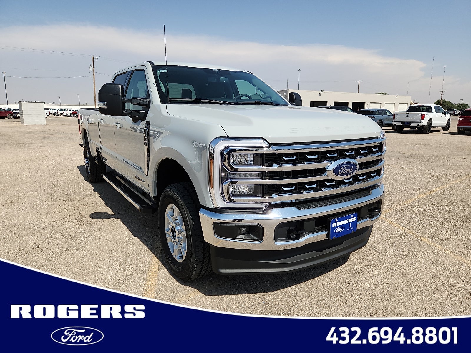 2026 Ford Super Duty F-350 SRW XLT
