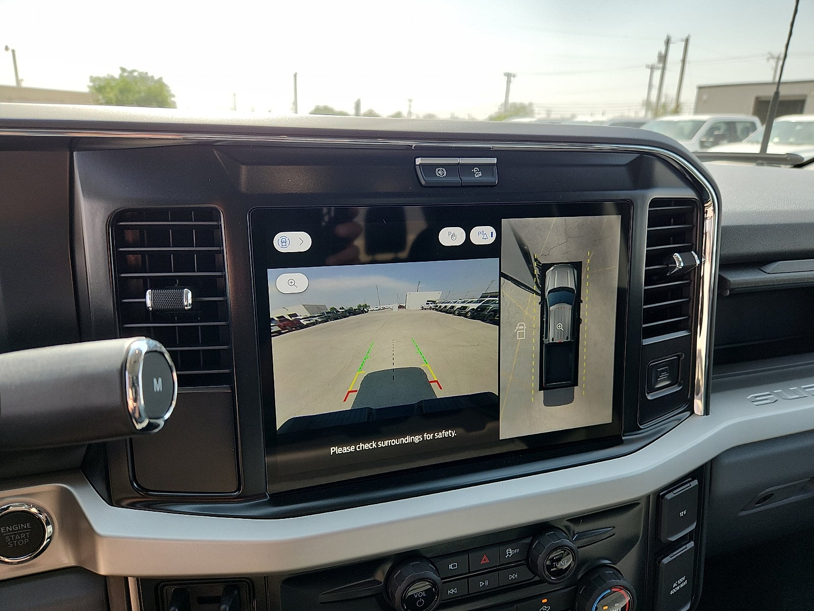 2026 Ford Super Duty F-350 SRW XLT