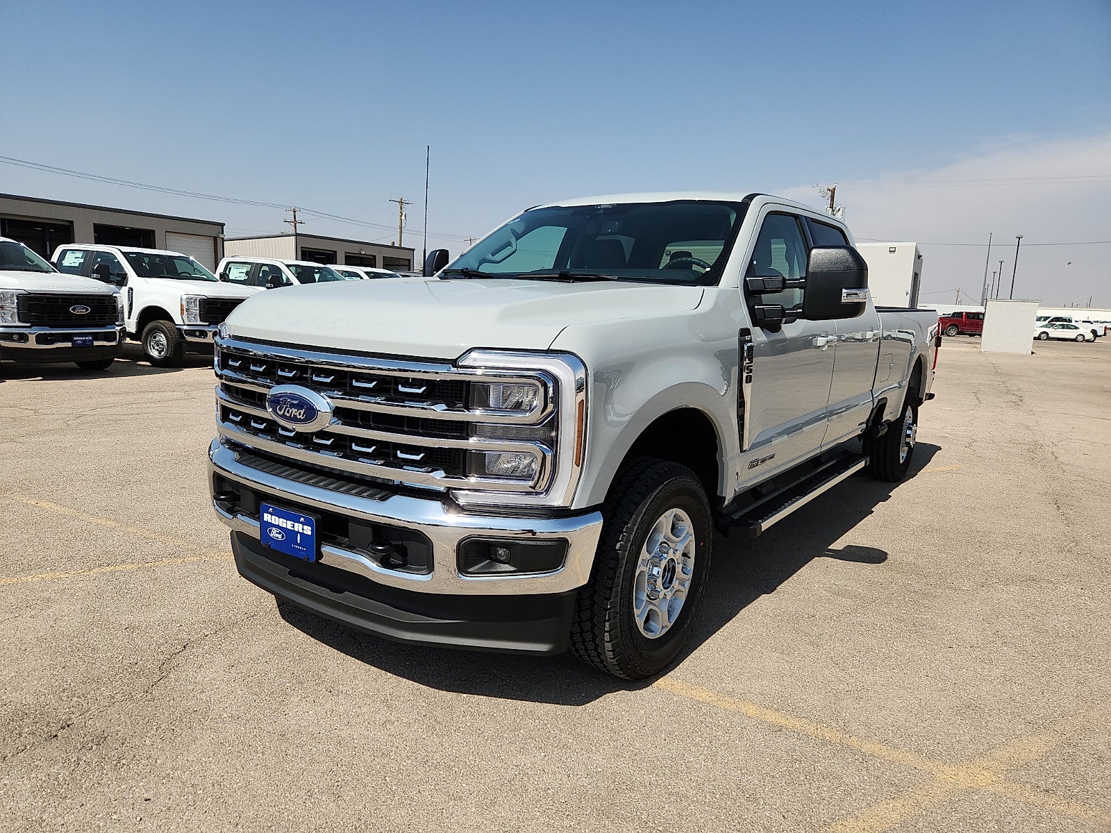2026 Ford Super Duty F-350 SRW XLT