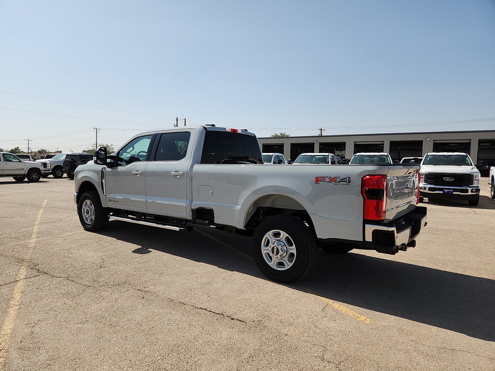 2026 Ford Super Duty F-350 SRW XLT