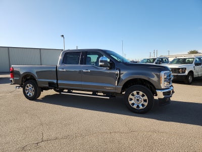 2026 Ford Super Duty F-350 SRW LARIAT