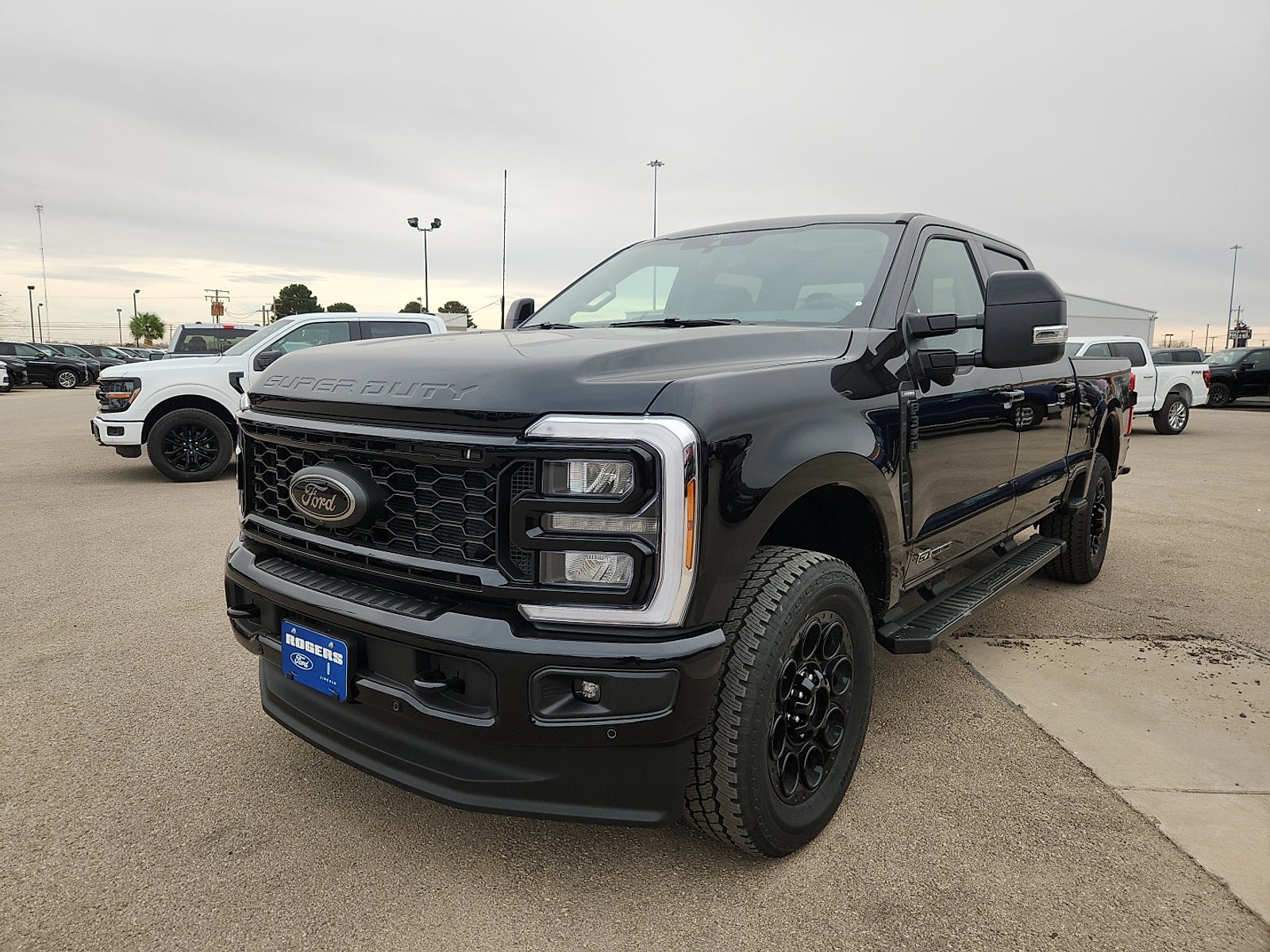 2026 Ford Super Duty F-350 SRW LARIAT