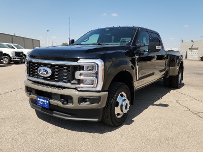 2027 Ford Super Duty F-350 DRW XL