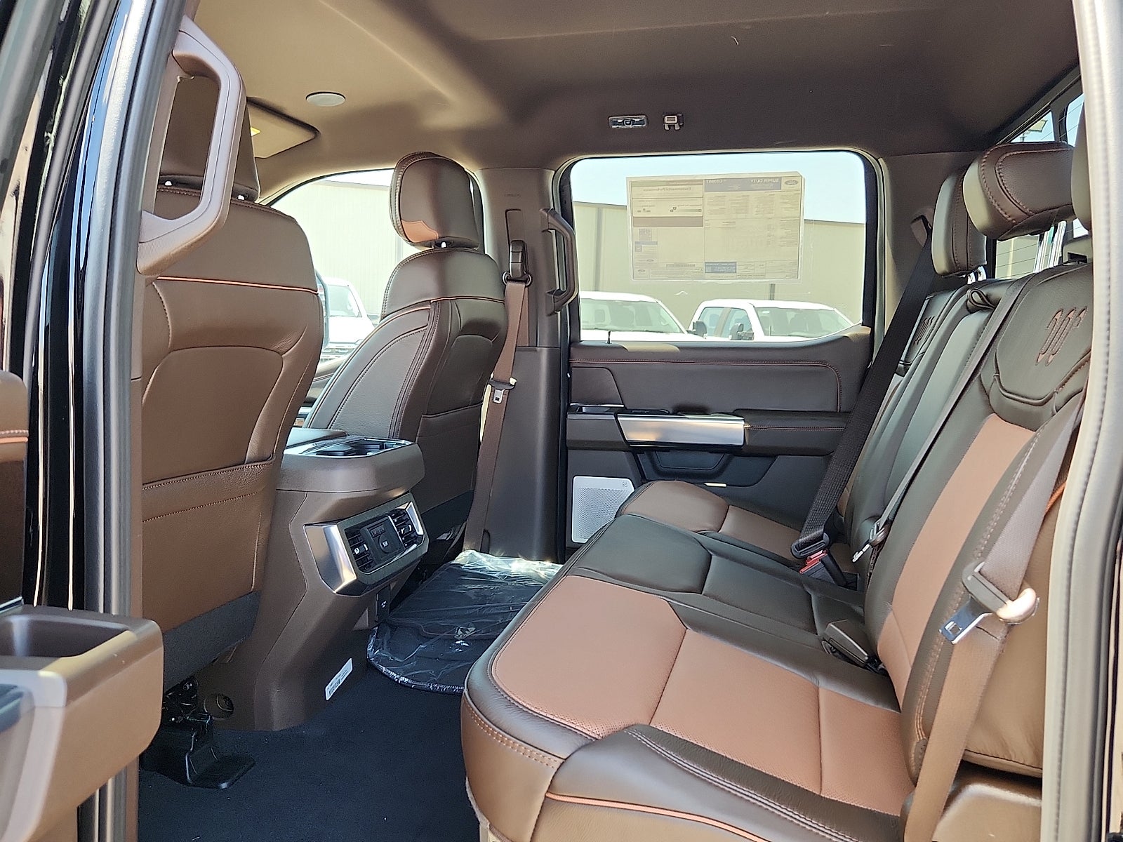2027 Ford Super Duty F-350 DRW XL