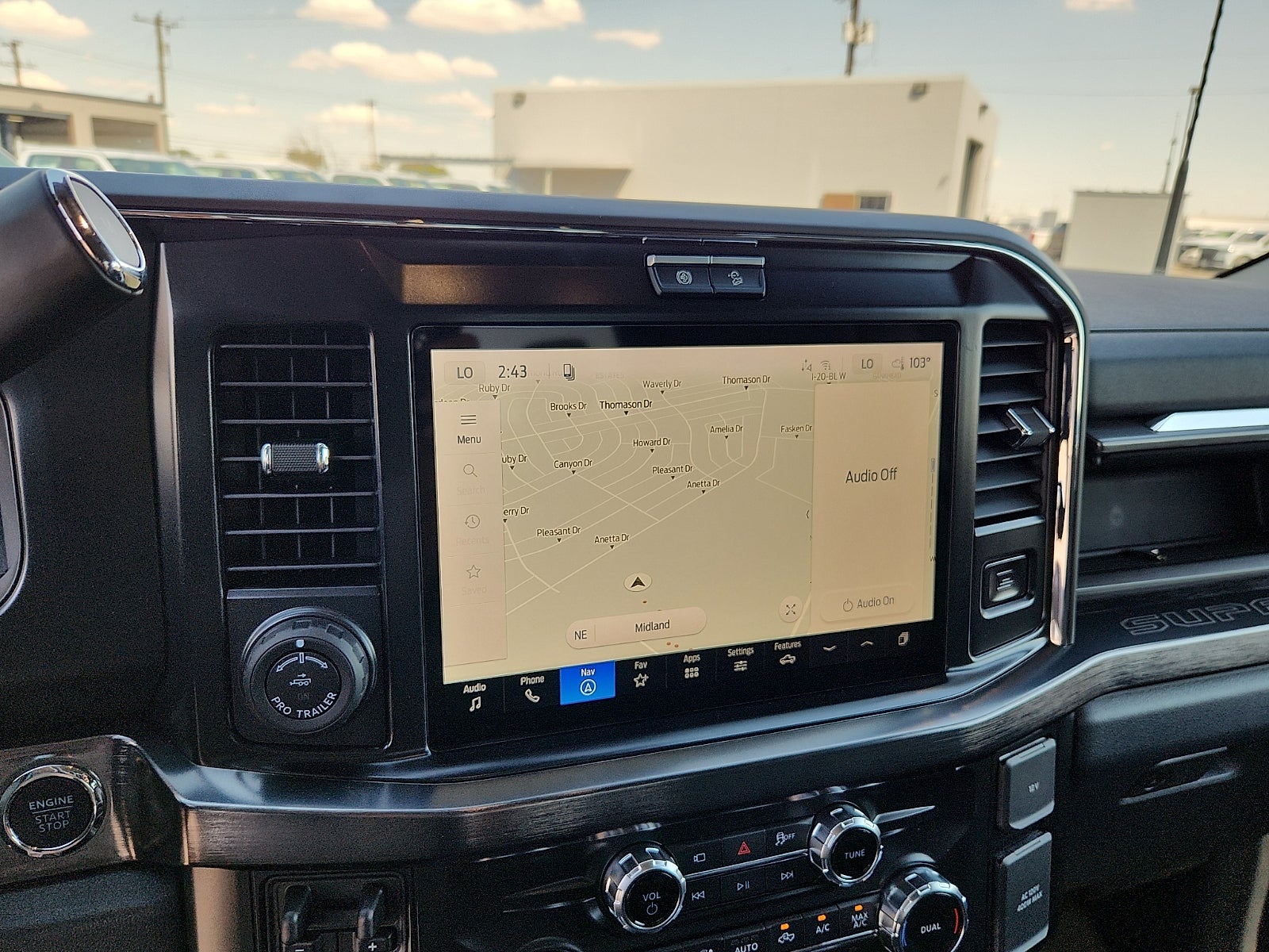 2027 Ford F-350SD Lariat DRW