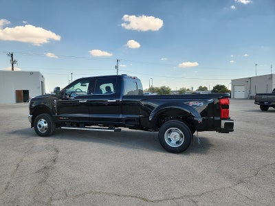 2027 Ford F-350SD Lariat DRW