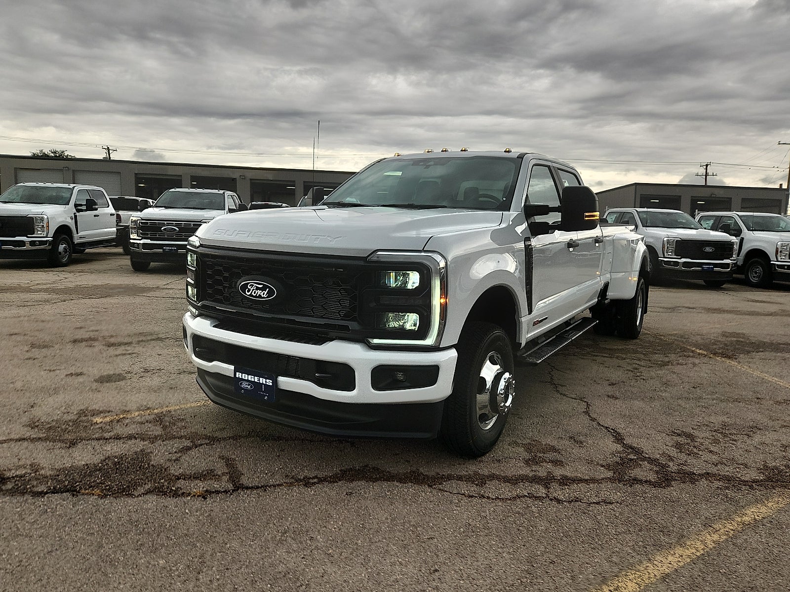 2027 Ford F-350SD XL DRW