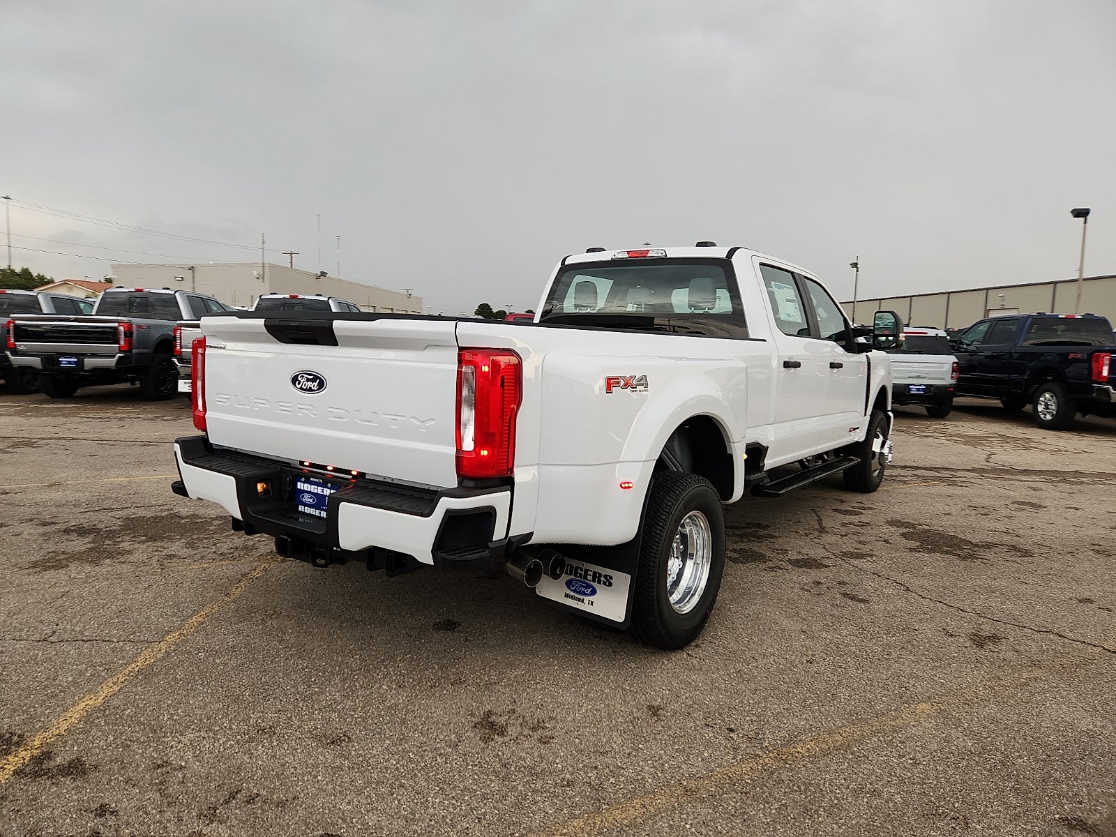 2027 Ford F-350SD XL DRW