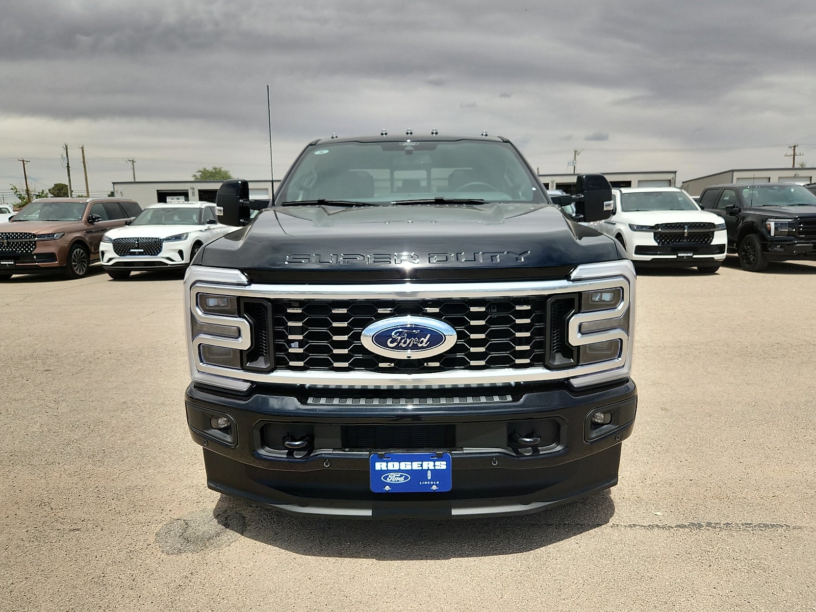 2026 Ford Super Duty F-350 DRW Platinum