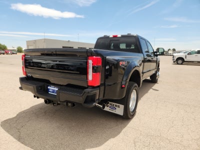 2026 Ford Super Duty F-350 DRW Platinum