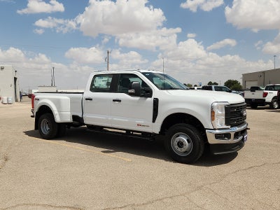 2027 Ford Super Duty F-350 DRW XL
