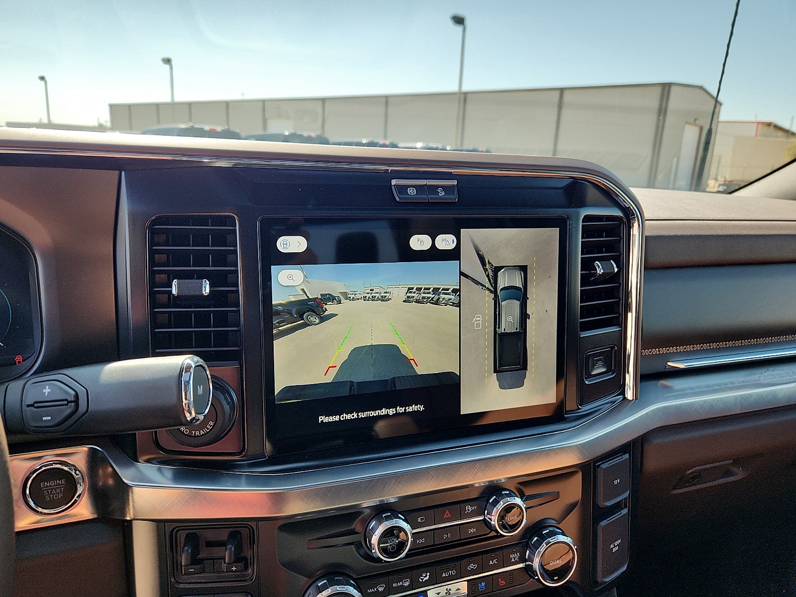 2027 Ford F-350SD King Ranch DRW