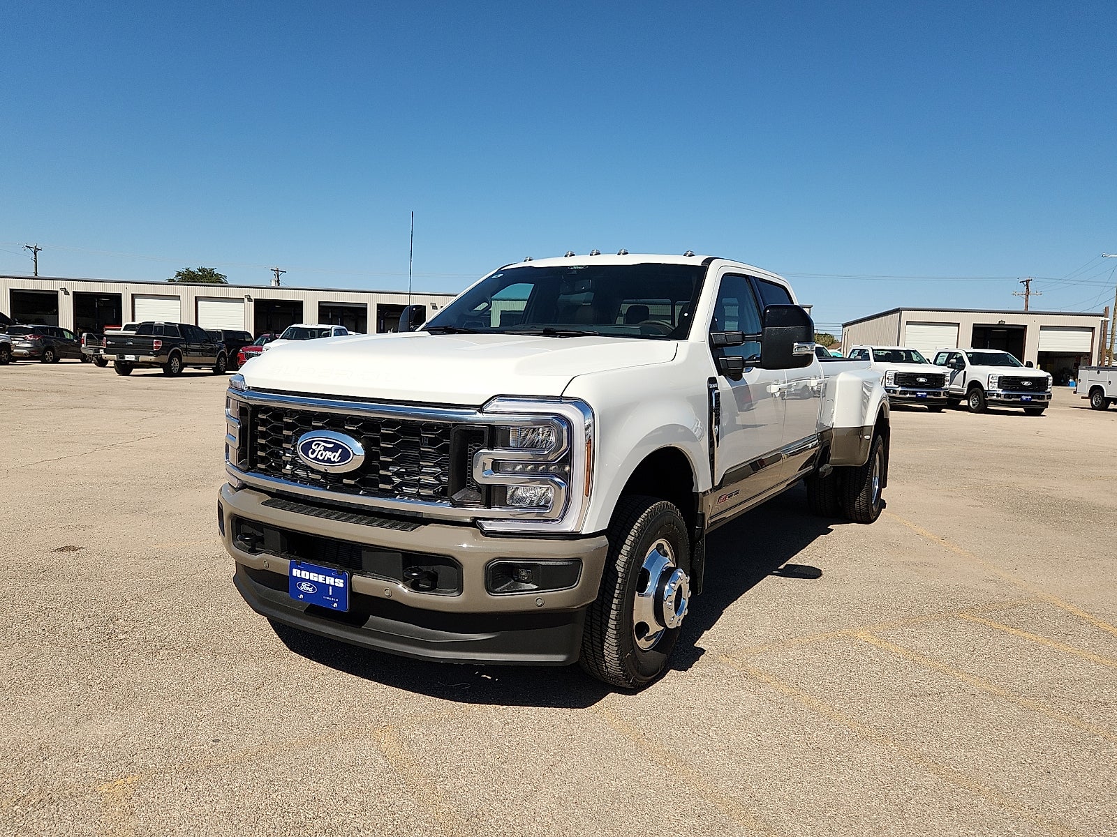 2027 Ford F-350SD King Ranch DRW