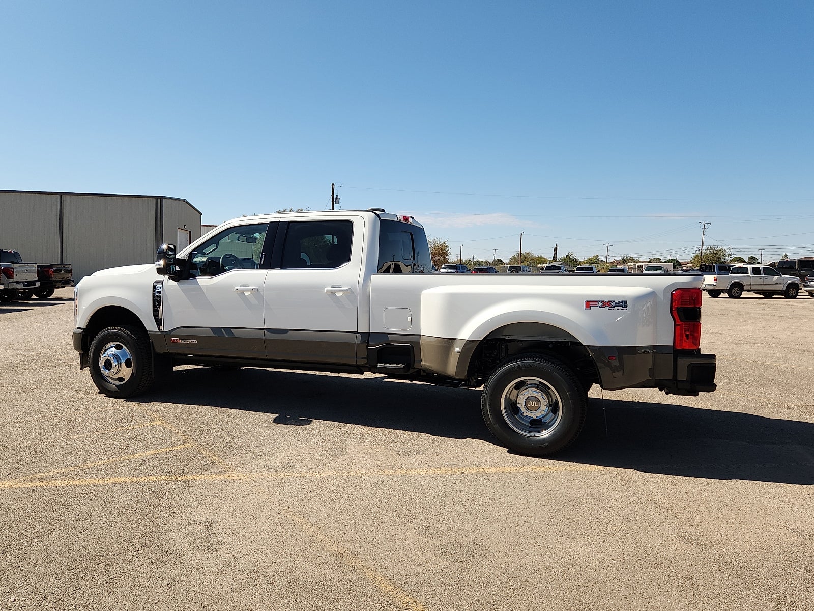 2027 Ford F-350SD King Ranch DRW