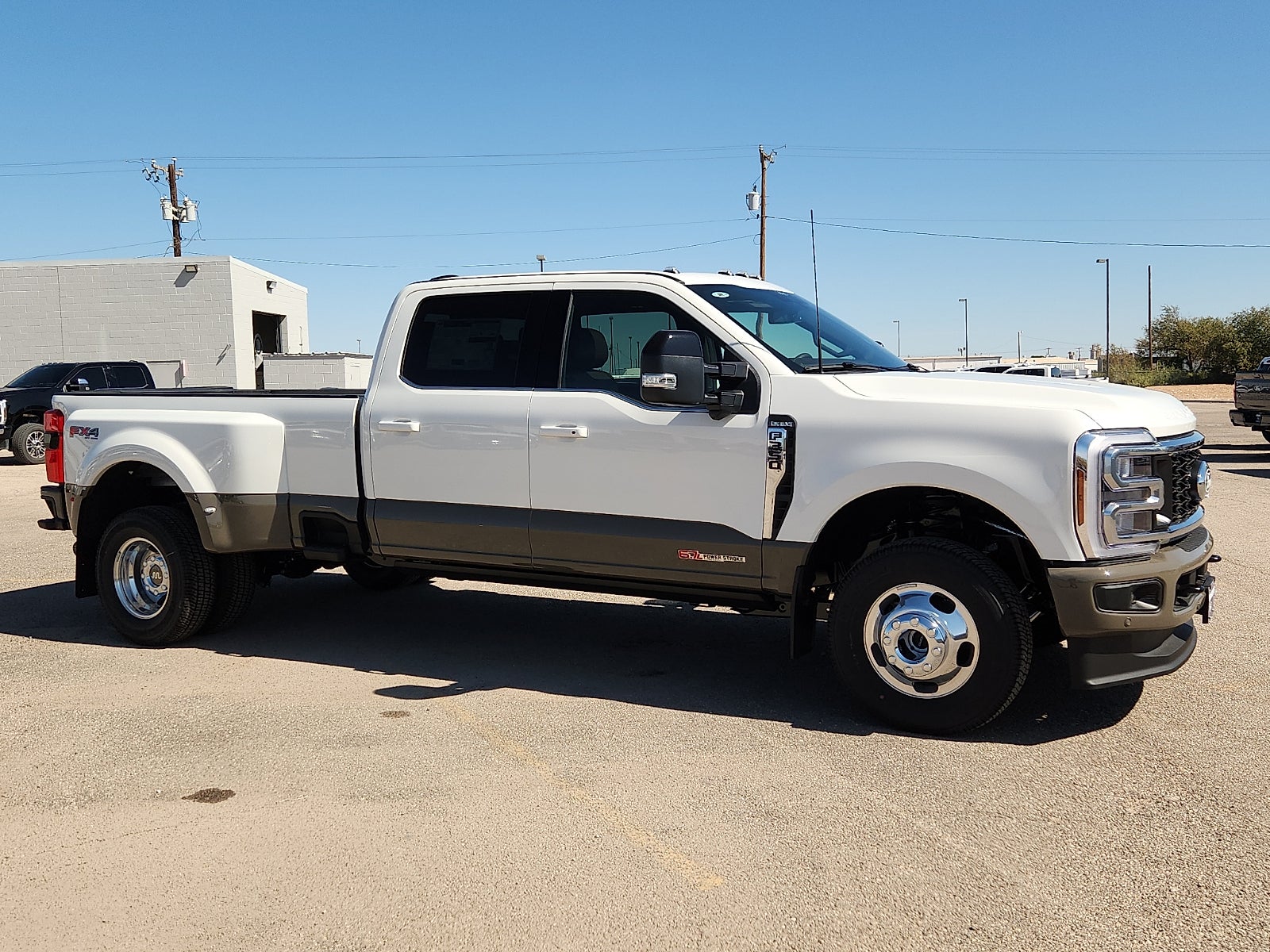 2027 Ford F-350SD King Ranch DRW