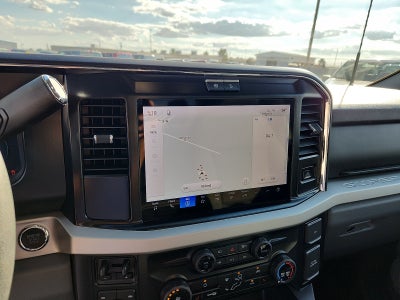 2027 Ford F-350SD XLT DRW