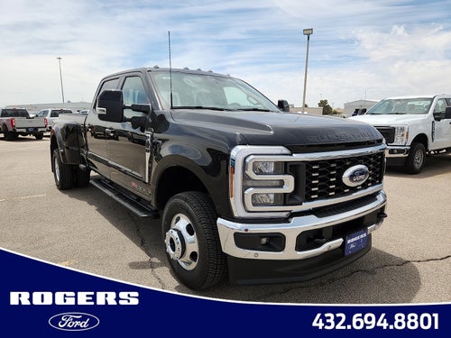 2026 Ford Super Duty F-350 DRW LARIAT