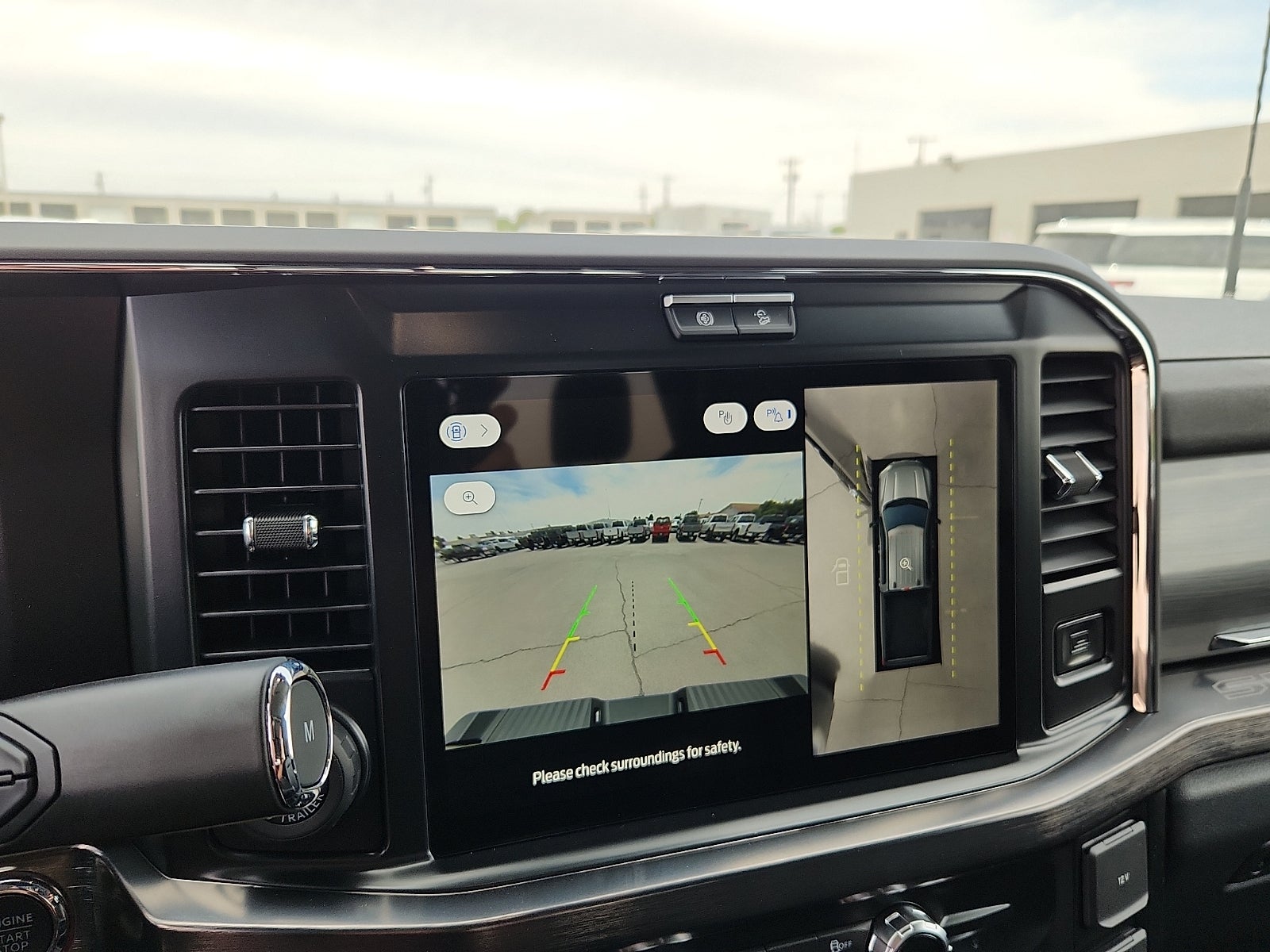 2026 Ford Super Duty F-350 DRW LARIAT