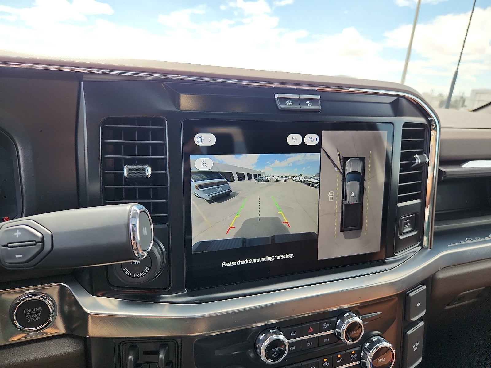 2027 Ford F-350SD King Ranch DRW
