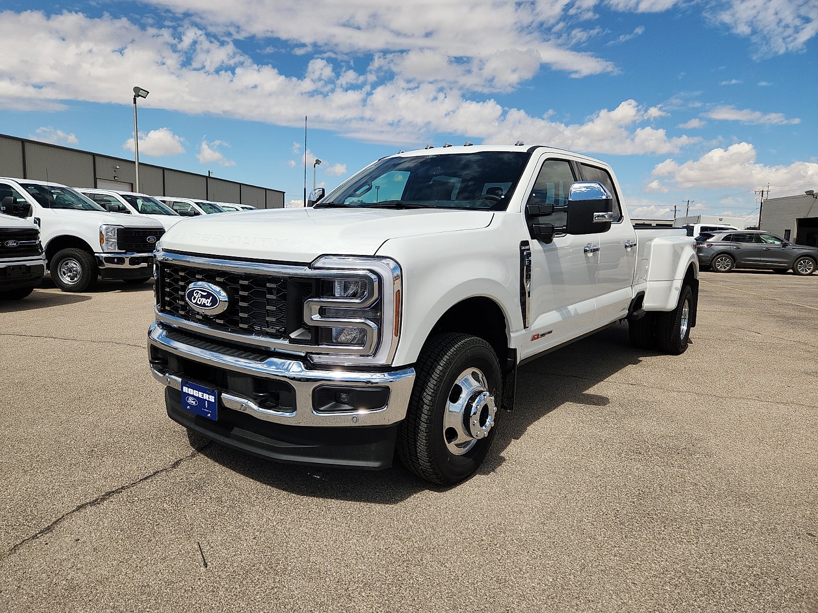 2027 Ford F-350SD King Ranch DRW