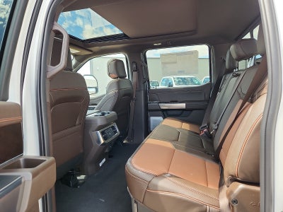 2027 Ford F-350SD King Ranch DRW