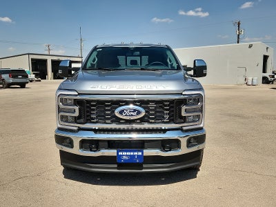 2027 Ford Super Duty F-350 DRW XL