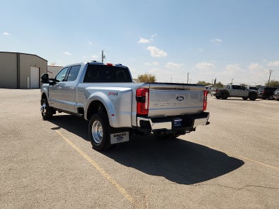 2027 Ford Super Duty F-350 DRW XL