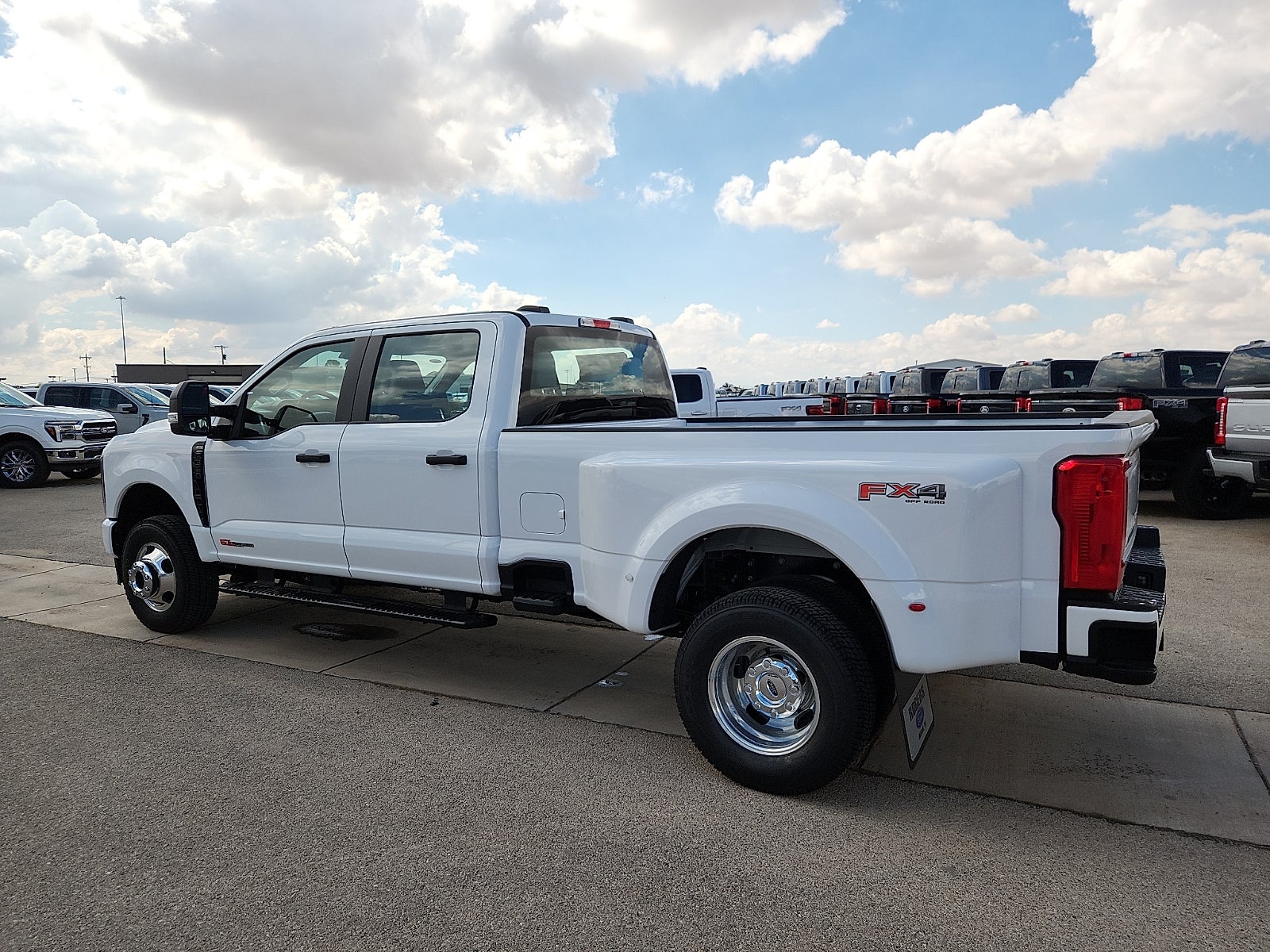 2027 Ford F-350SD XL DRW