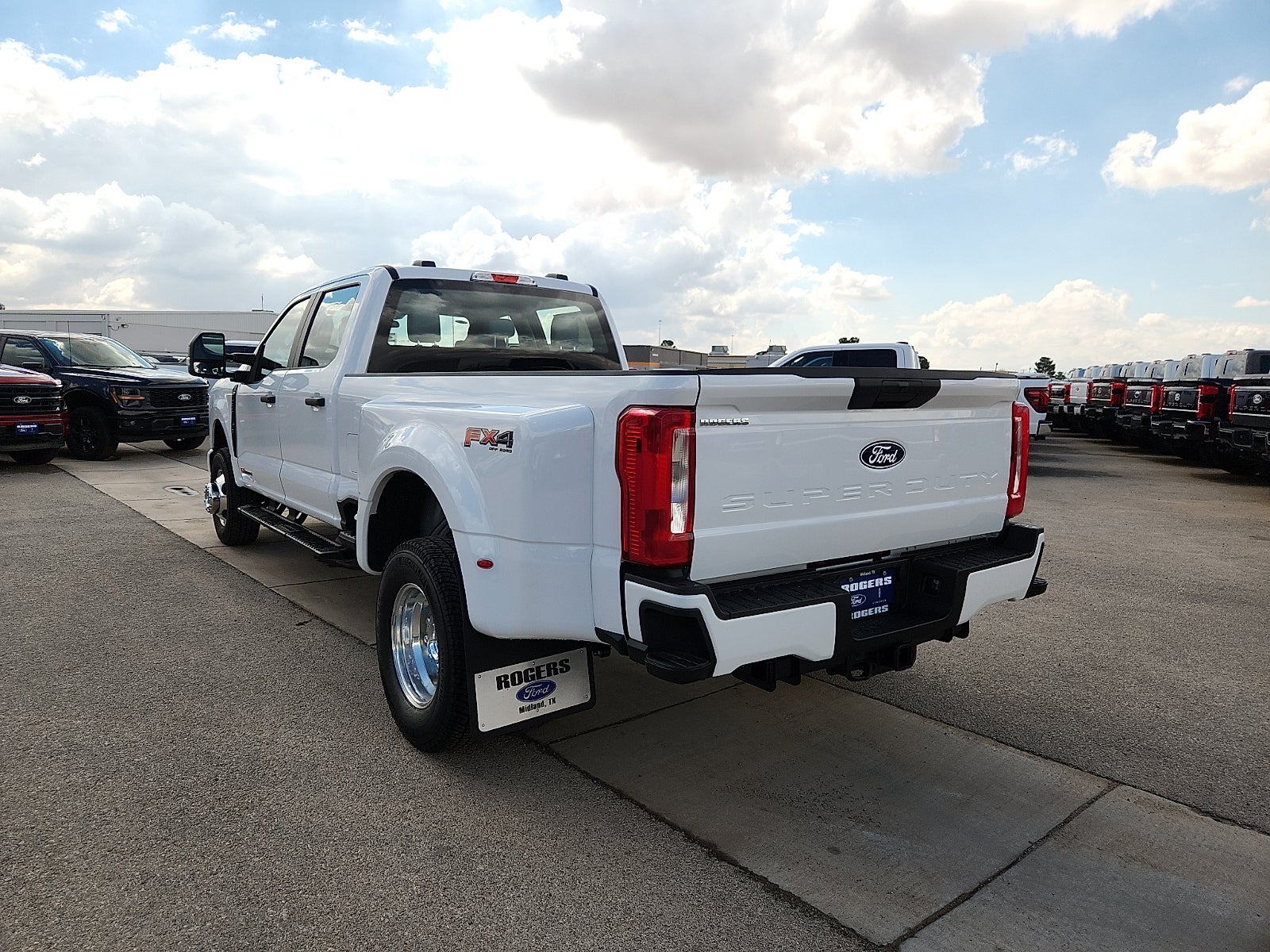 2027 Ford F-350SD XL DRW