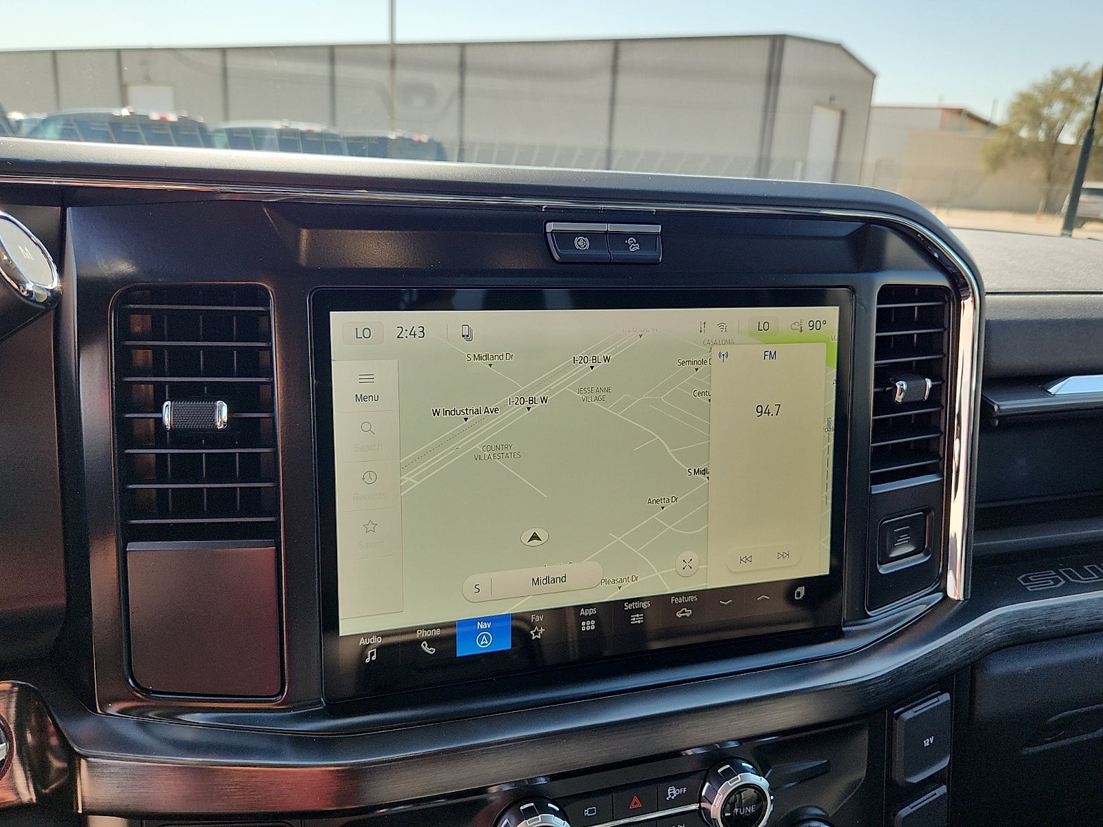 2027 Ford F-350SD Lariat DRW