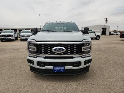 2026 Ford Super Duty F-350 DRW Platinum