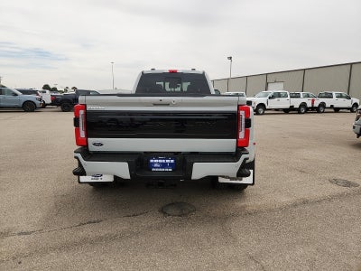 2026 Ford Super Duty F-350 DRW Platinum