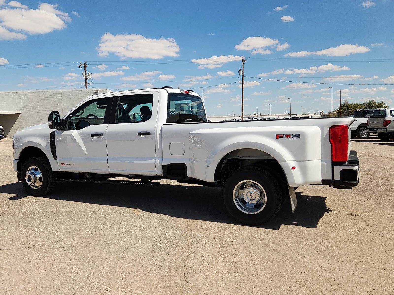 2027 Ford F-350SD XL DRW