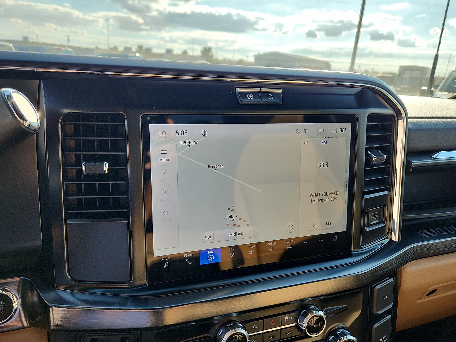 2027 Ford F-350SD Lariat DRW