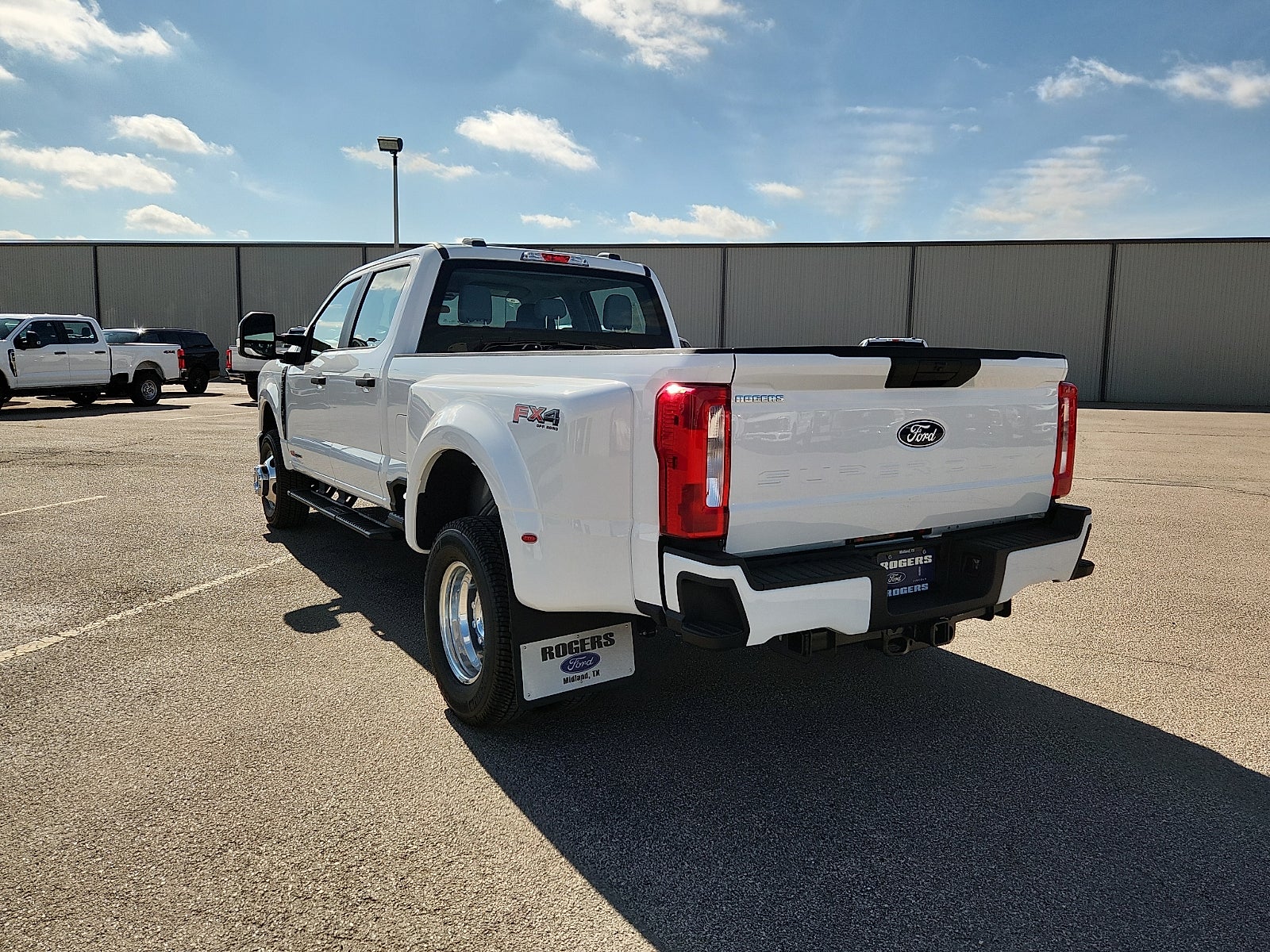 2027 Ford F-350SD XL DRW