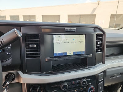 2027 Ford Super Duty F-350 DRW XL