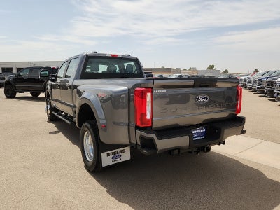 2027 Ford Super Duty F-350 DRW XL