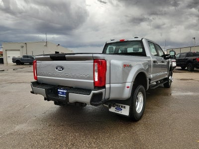 2027 Ford Super Duty F-350 DRW XL