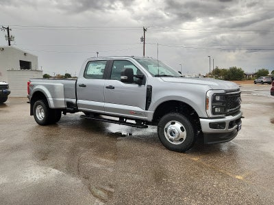 2027 Ford Super Duty F-350 DRW XL
